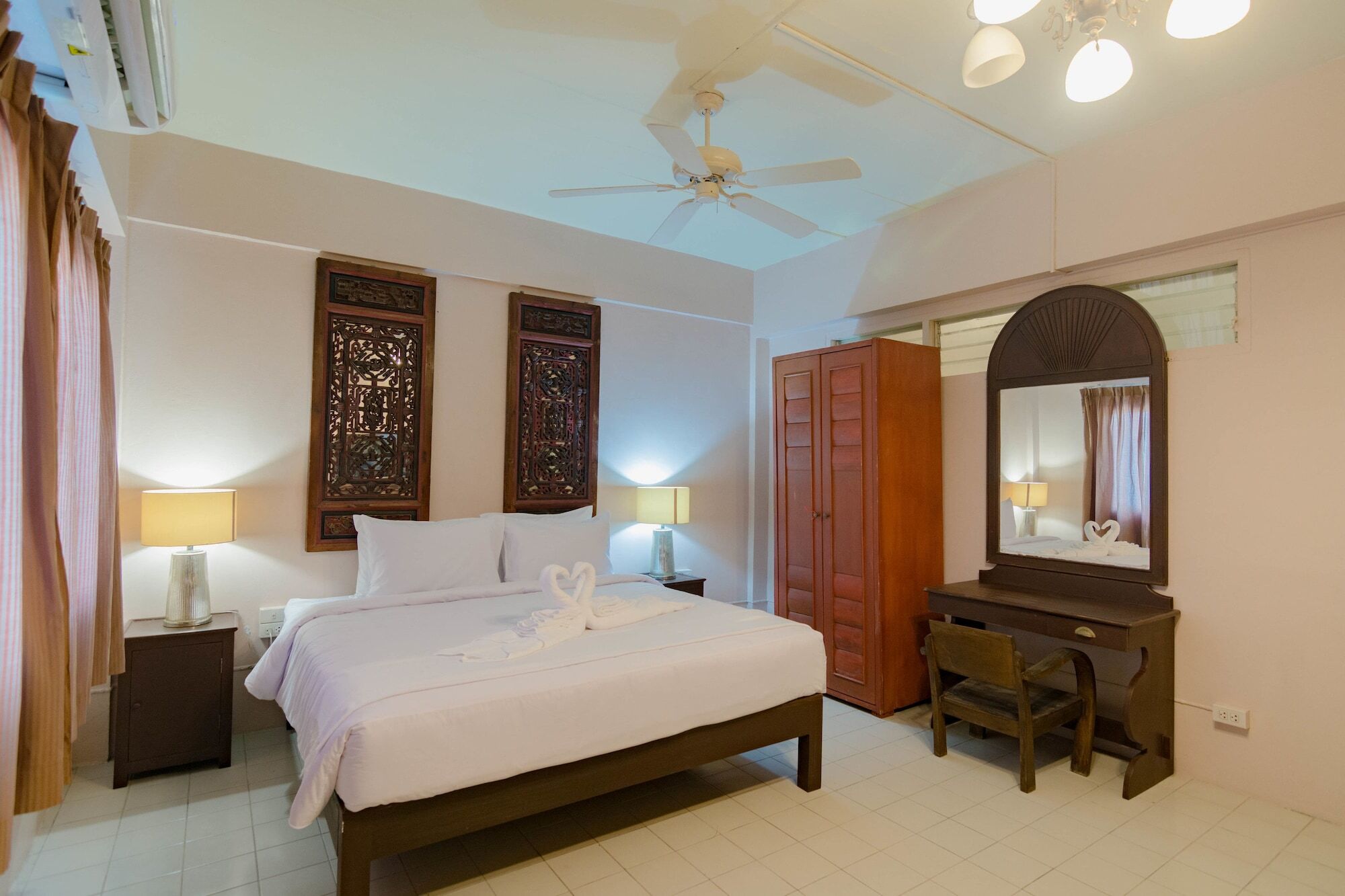 Bed At Beach Hostel Phuket Kültér fotó