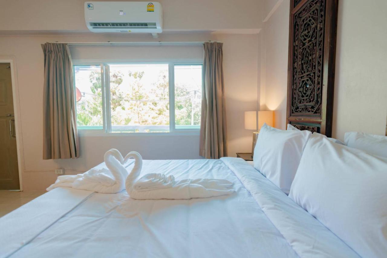 Bed At Beach Hostel Phuket Kültér fotó